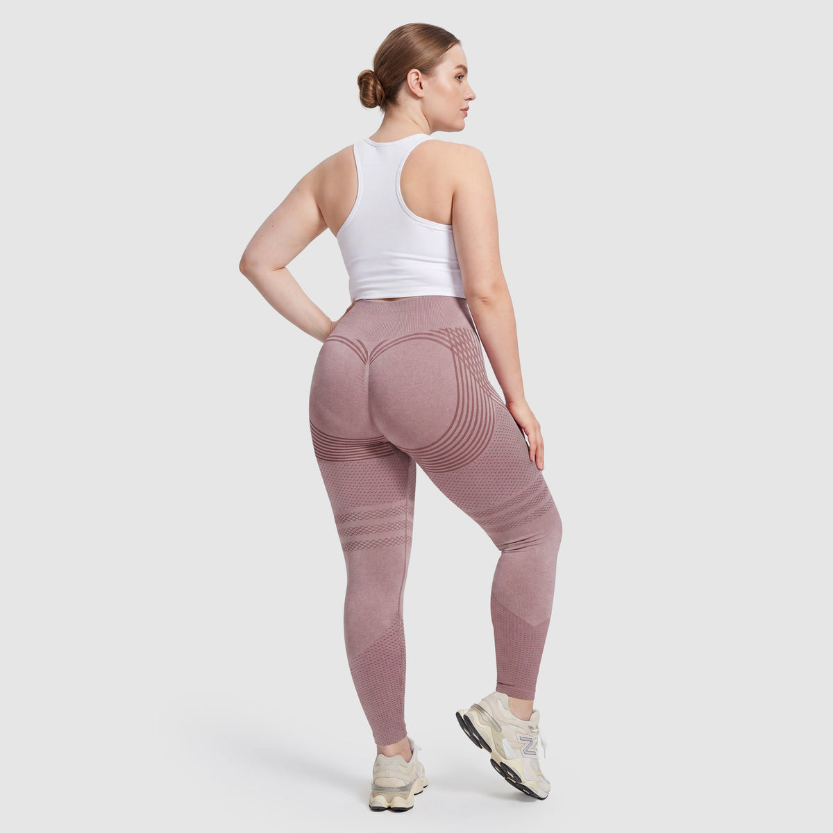 Sculpt 3D Lift & Smooth Leggings in Pink, back